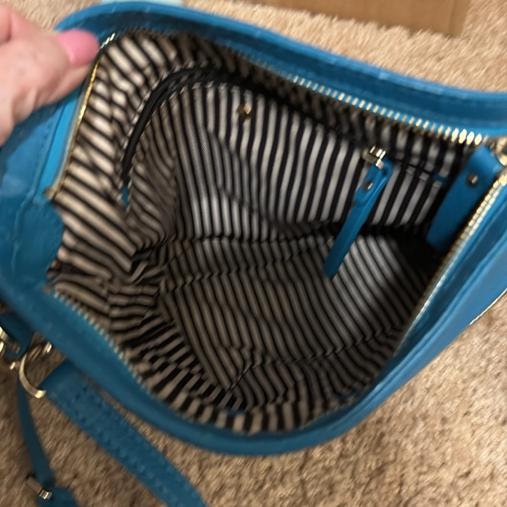Kate Spade teal blue EUC crossbody - Picture 5 of 6